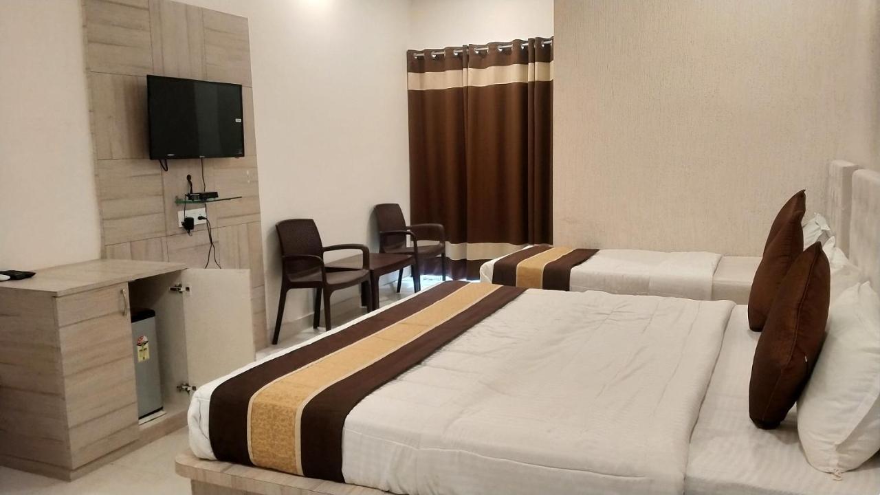 Hotel Namo Palace Кота Экстерьер фото